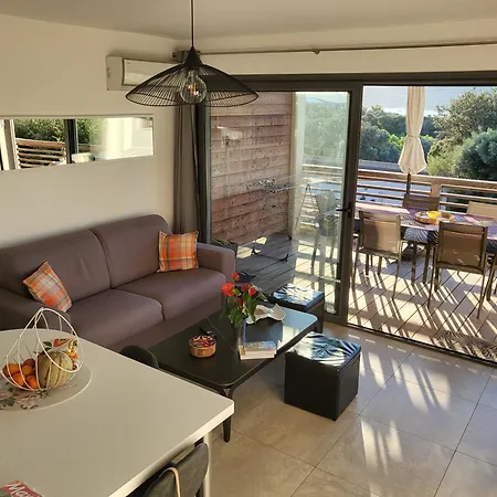 Appartement De Standing Avec Piscine Et Terrasse Porto-Vecchio (Corsica)