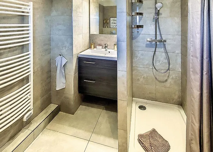 De Standing Avec Piscine Et Terrasse Lägenhet *